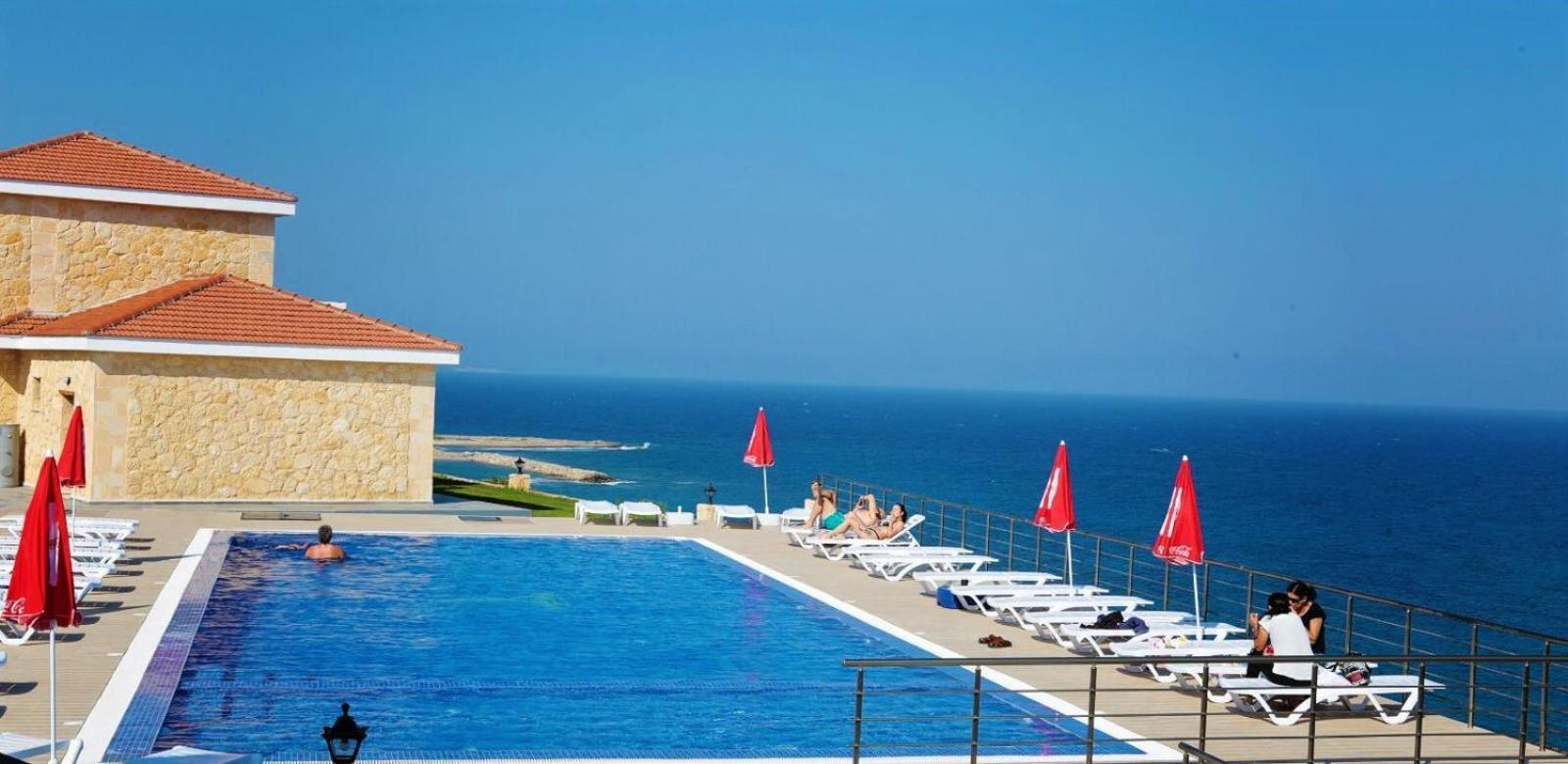Tekos Golden Hill Hotel & Restaurant At Karpaz Agios Sergios Екстер'єр фото